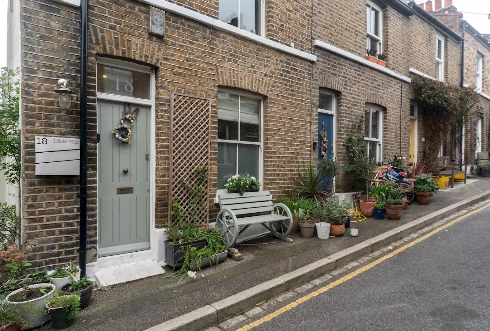 Holiday home Unique House In A Picturesque Greenwich Street Pass The Keys London